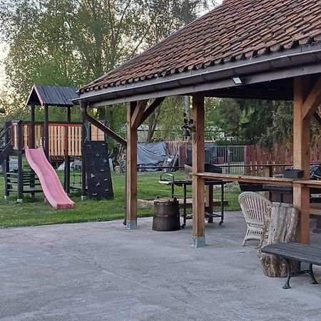 Gosciniec Twoje Mazury Nad Jeziorem Sniardwy Tuz Obok Plazy Nowe Guty Exteriér fotografie