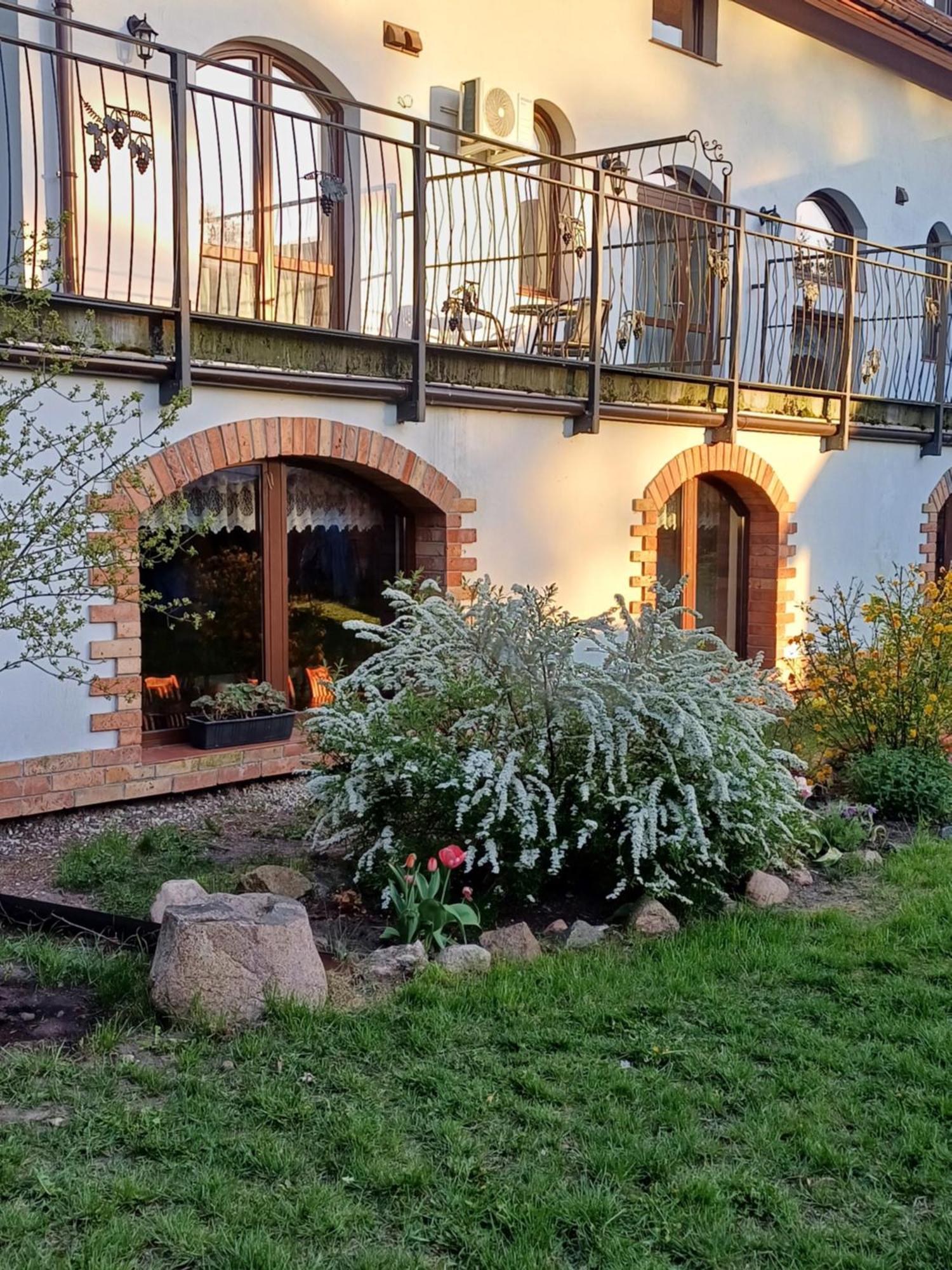 Gosciniec Twoje Mazury Nad Jeziorem Sniardwy Tuz Obok Plazy Nowe Guty Exteriér fotografie